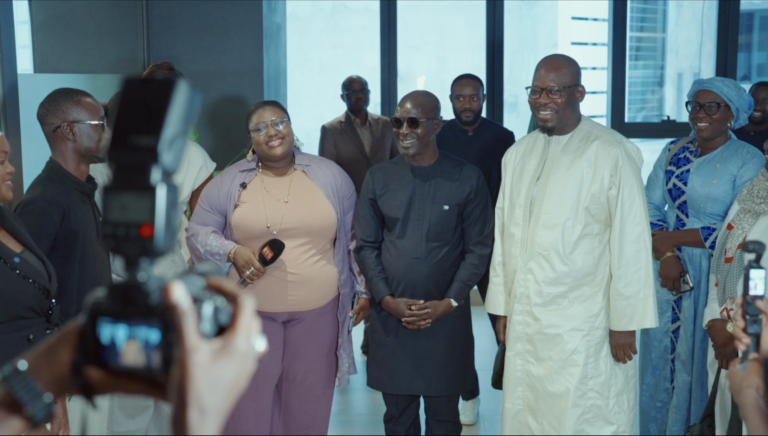 Visite du Ministre des Télécommunications et du Numérique au siège d’Oumou Group